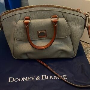 Dooney & Bourke pebble leather bag